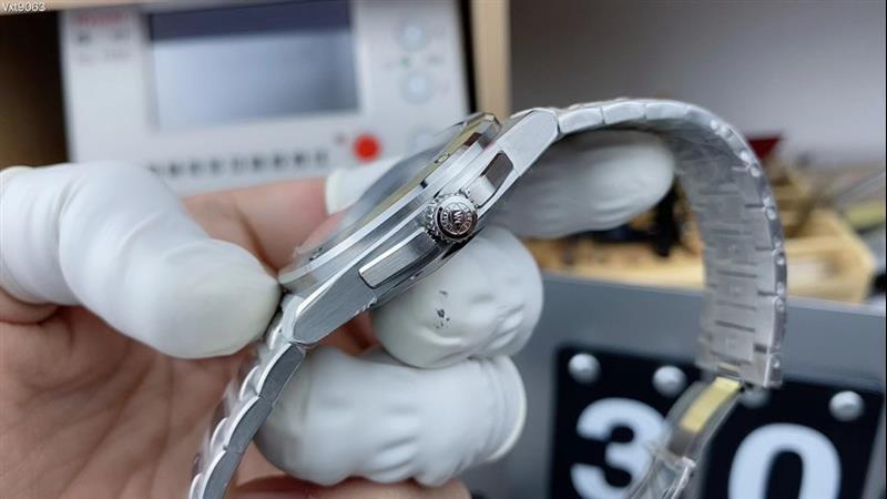 202457162143221 1600